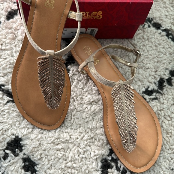 Cute Feather design sandals! - Picture 2 of 5